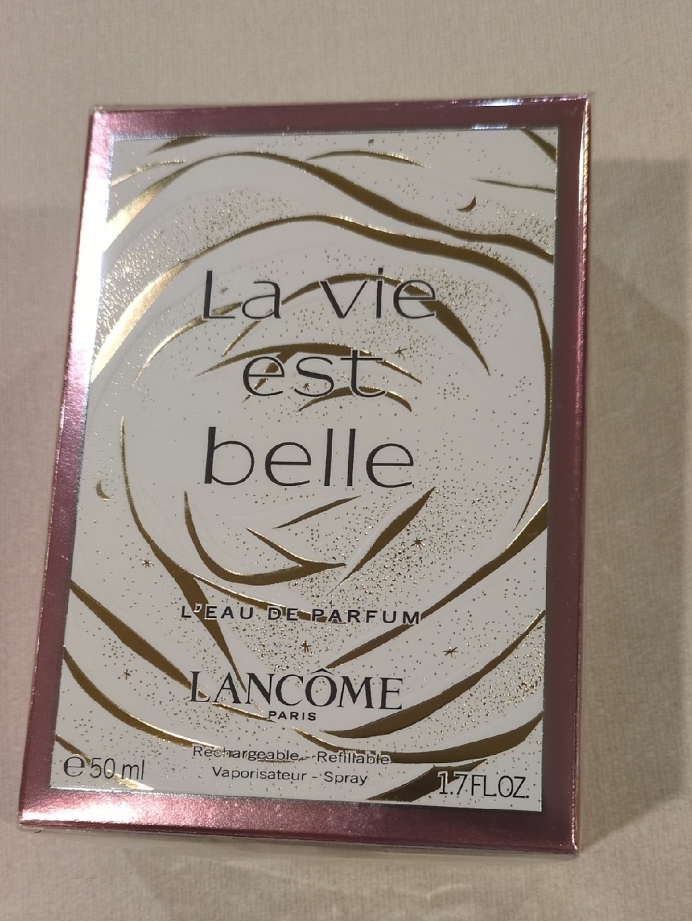 La Vie Est Belle L'Eau de Parfum - Pink/Gold Packaging
